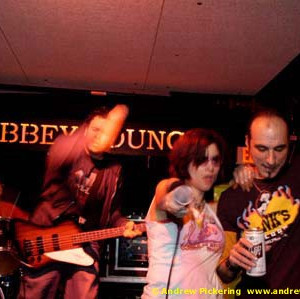 Sugabomb - Abbey Lounge Somerville, MA April 2005 | Photos by Andrew Pickering