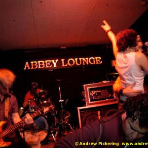 Sugabomb - Abbey Lounge Somerville, MA April 2005 | Photos by Andrew Pickering