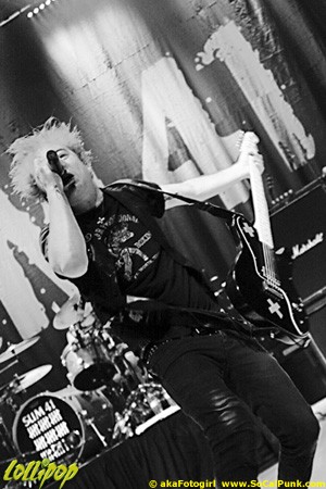 Sum 41 - House of Blues San Diego, CA January 2013 | Photos by akaFotogirl