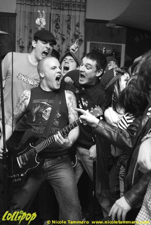 The Ducky Boys - Cambridge Elk Cambridge, MA January 2007 | Photos by Nicole Tammaro