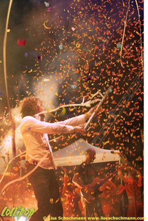 The Flaming Lips - Mountain Park Holyoke, MA July 2010 | Photos by Lisa Schuchmann