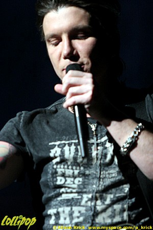 The Goo Goo Dolls - Chicago Theatre Chicago, IL December 2006 | Photos by Alison Krick