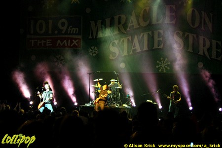 The Goo Goo Dolls - Chicago Theatre Chicago, IL December 2006 | Photos by Alison Krick