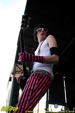 The Pink Spiders - Warped Tour Tinley Park, IL July 2006 | Photos by Alison Krick