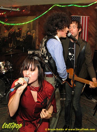 The Witnesses - OBriens Pub in Allston, MA August 2004 | Photos by Bruce Bettis