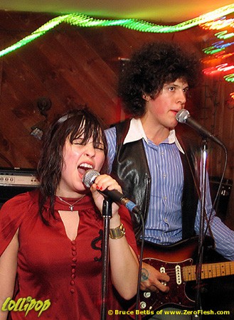 The Witnesses - OBriens Pub in Allston, MA August 2004 | Photos by Bruce Bettis