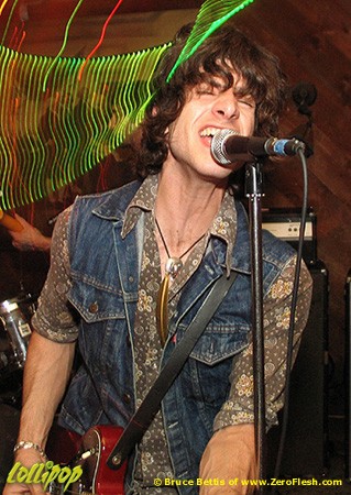 The Witnesses - OBriens Pub in Allston, MA August 2004 | Photos by Bruce Bettis
