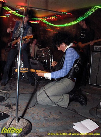The Witnesses - OBriens Pub in Allston, MA August 2004 | Photos by Bruce Bettis