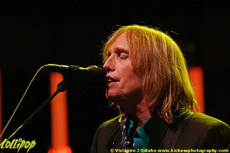 Tom Petty and The Heartbreakers - Summerfest Milwaukee, WI June 2006 | Photos by Vivianne J. Odisho