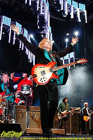 Tom Petty - Charter One Pavilion Chicago, IL September 2006 | Photos by Vivianne J. Odisho