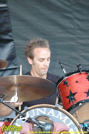 Tsunami Bomb - Warped Tour Milwaukee, WI June 2005 | Photos by Adam Bielawski