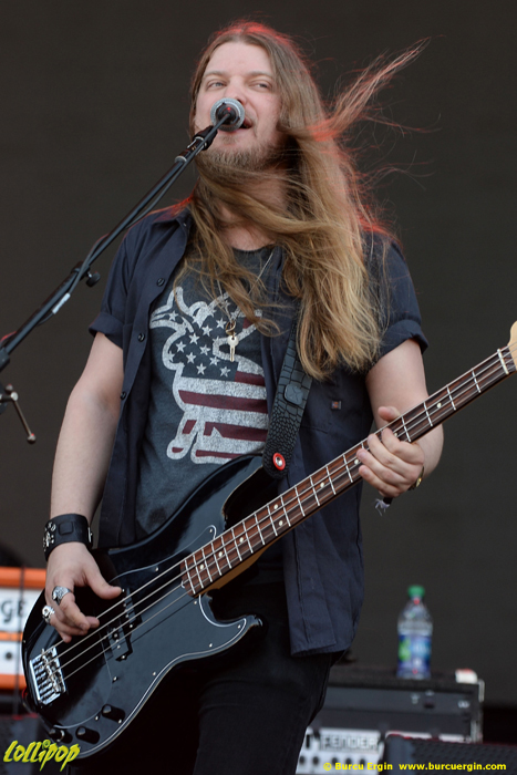 Tyler Bryant & The Shakedown - Monster Energy Welcome To Rockville Jacksonville, FL April 2018 | Photos by Burcu Ergin