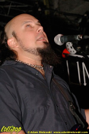 Under My Skin - Pearl Room Mokena, IL August 2005 | Photos by Adam Bielawski