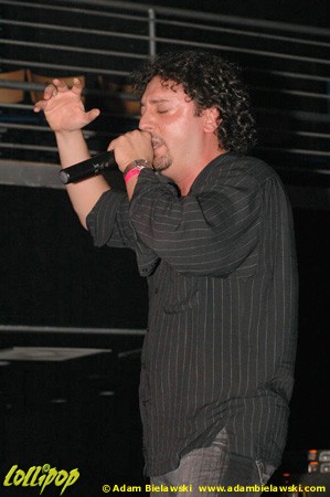 Under My Skin - Pearl Room Mokena, IL August 2005 | Photos by Adam Bielawski