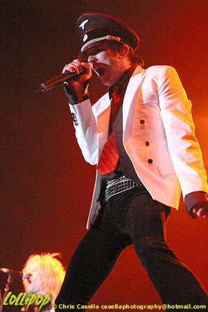 Velvet Revolver - Tower City Amphitheater Cleveland, OH May 2005 | Photos by Chris Casella