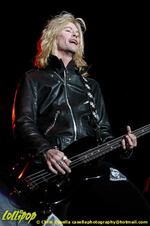 Velvet Revolver - Tower City Amphitheater Cleveland, OH May 2005 | Photos by Chris Casella