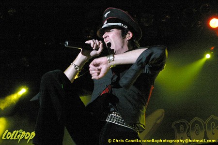Velvet Revolver - Tower City Amphitheater Cleveland, OH May 2005 | Photos by Chris Casella