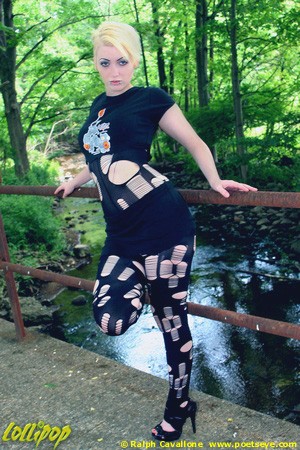 Vika Noxx | Squirrels Gone Wild | Photos by Ralph Cavallone