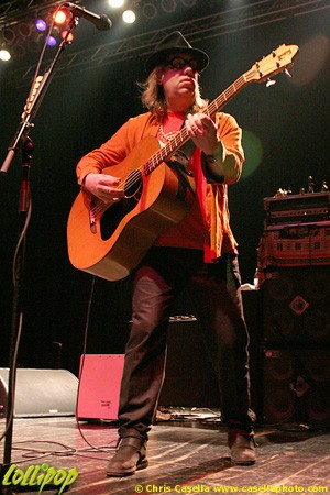 Violent Femmes - Lifestyles Pavilion Columbus, OH March 2006 | Photos by Chris Casella
