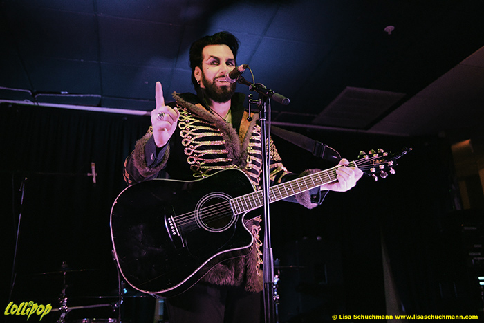 Aurelio Voltaire - Once Ballroom Somerville, MA August 2017 | Photos by Lisa Schuchmann