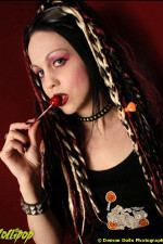Wicked Mina | Sitting Room Sucker | Photos by Demon Dolls Photography