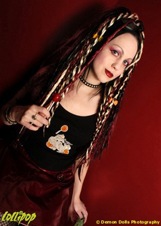 Wicked Mina | Sitting Room Sucker | Photos by Demon Dolls Photography