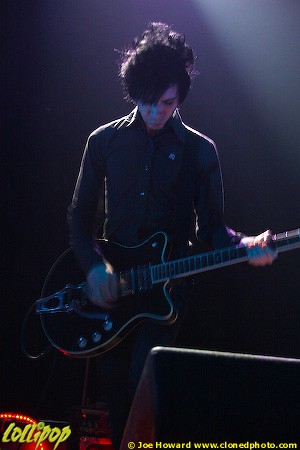 Yeah Yeah Yeahs - Pageant St. Louis, MO April 2006 | Photos by Joe Howard