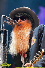 ZZ Top - Shoreline Amphitheater Mountain View, CA September 2010 | Photos by Raymond Ahner ZZ Top - Shoreline Amphitheater Mountain View, CA September 2010 | Photos by Raymond Ahner