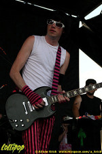 The Pink Spiders - Warped Tour Tinley Park, IL July 2006 | Photos by Alison Krick