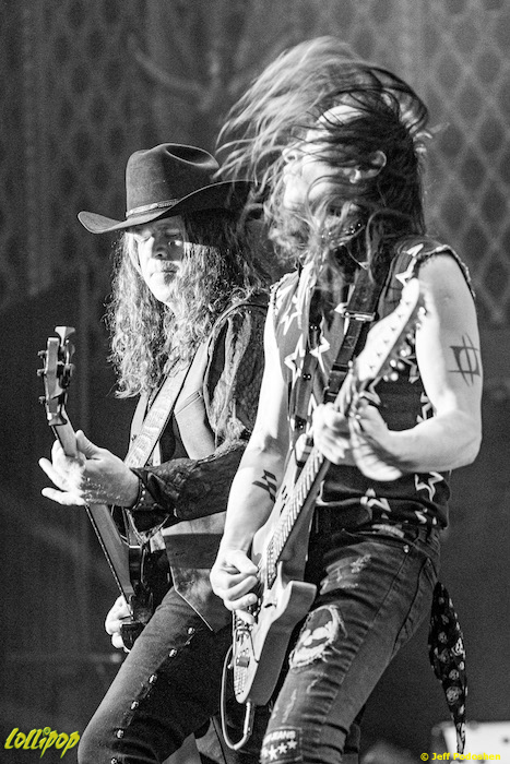 Extreme - Keswick Theatre Glenside, PA August 2023 | Photos by Jeff Podoshen