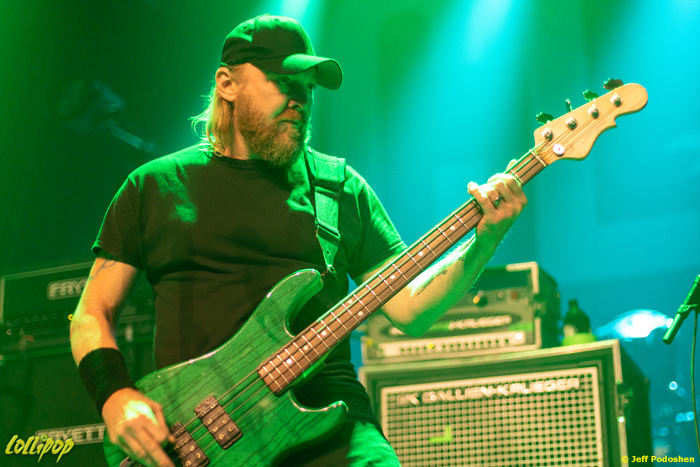 Helmet - Franklin Music Hall Philadelphia, PA September 2022 | Photos by Jeff Podoshen
