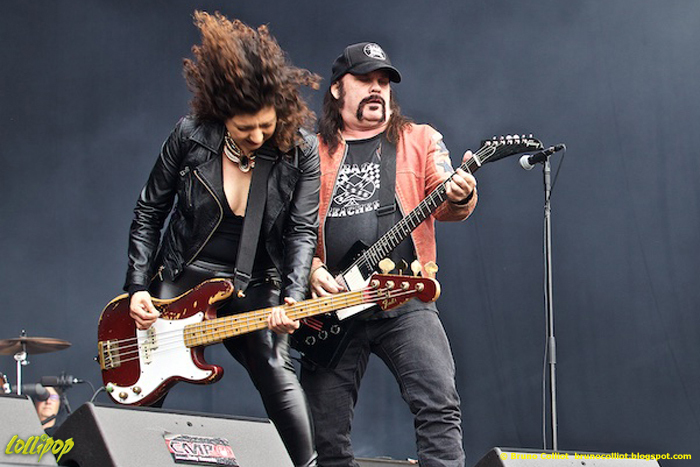 Nashville Pussy - Hellfest Clisson, France June 2016 | Photos by Bruno Colliot