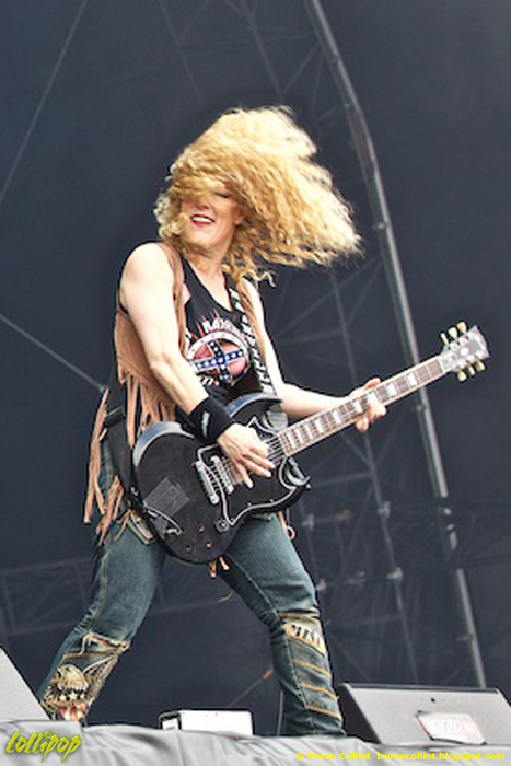 Nashville Pussy - Hellfest Clisson, France June 2016 | Photos by Bruno Colliot