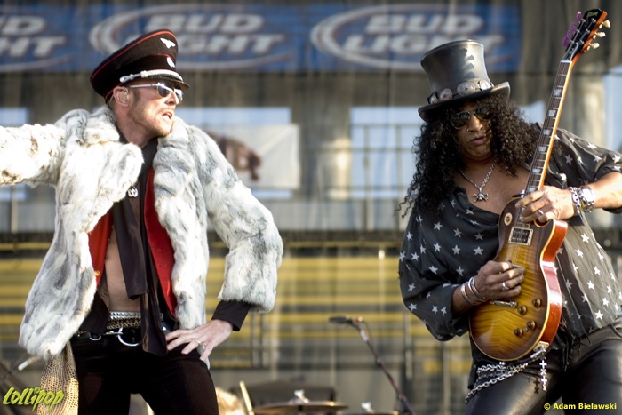 Velvet Revolver - Rock On The Range Columbus, OH May 2007 | Photos by Adam Bielawski