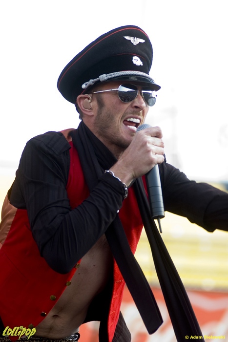 Velvet Revolver - Rock On The Range Columbus, OH May 2007 | Photos by Adam Bielawski